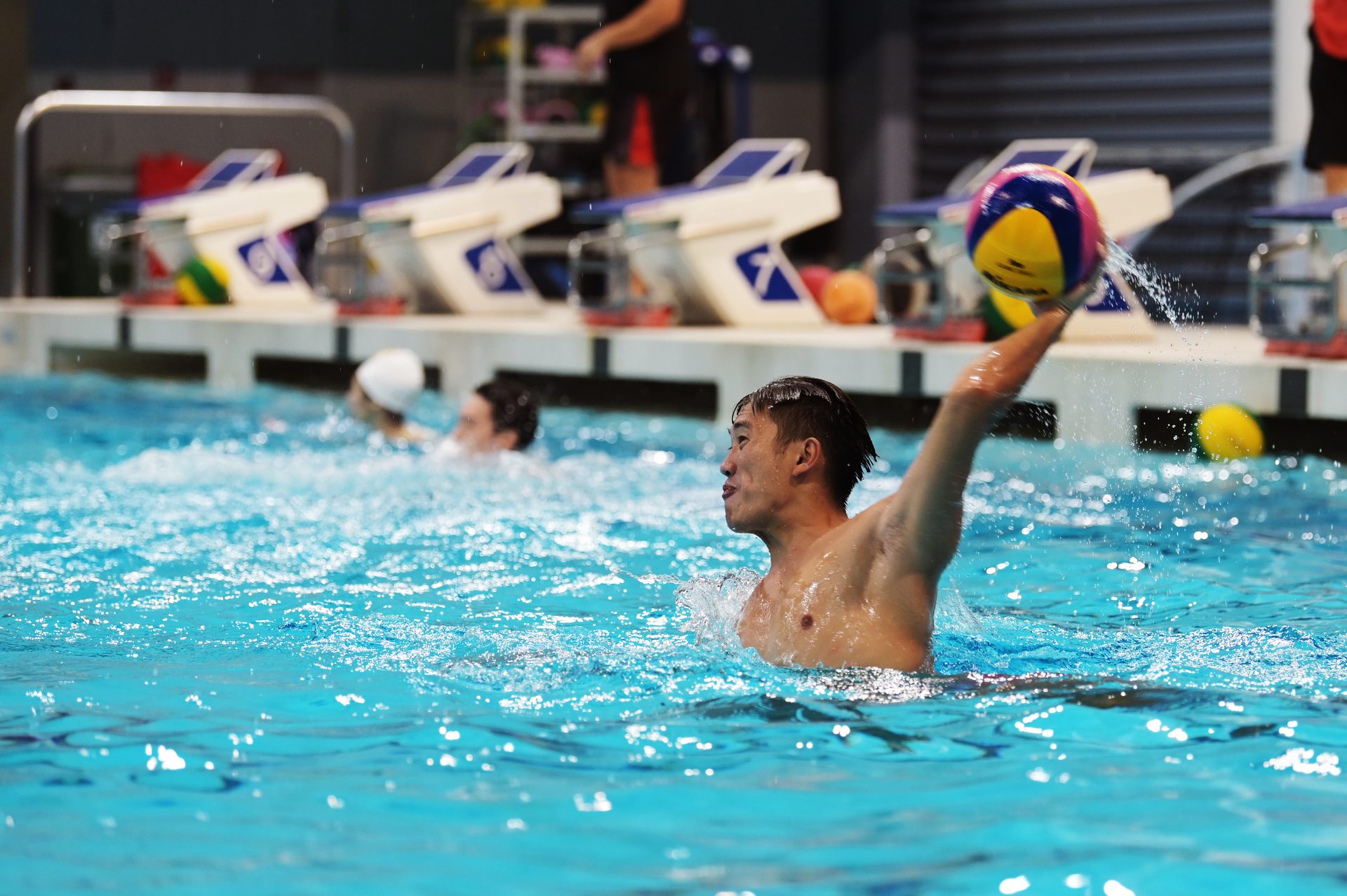 Water polo cap, Swimming pool, Sports equipment, Outdoor recreation, Swimmer, Headgear