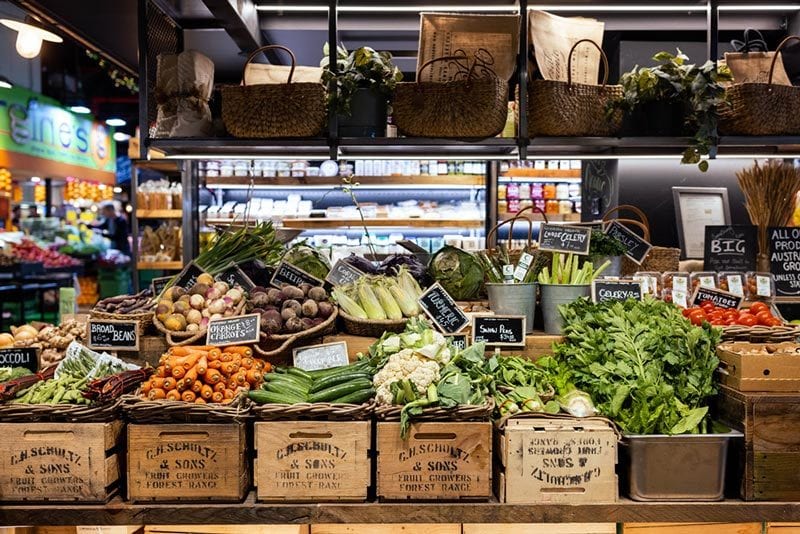 Natural foods, Whole food, Leaf vegetable, Greengrocer, Retail, Building